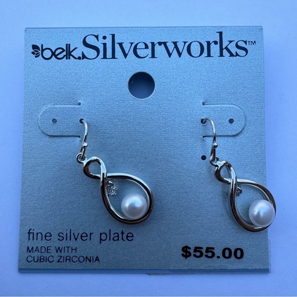 NEW! Women’s Fine Silver Plate Pearl Earrings by Belk Silverworks NWT - Picture 2 of 5